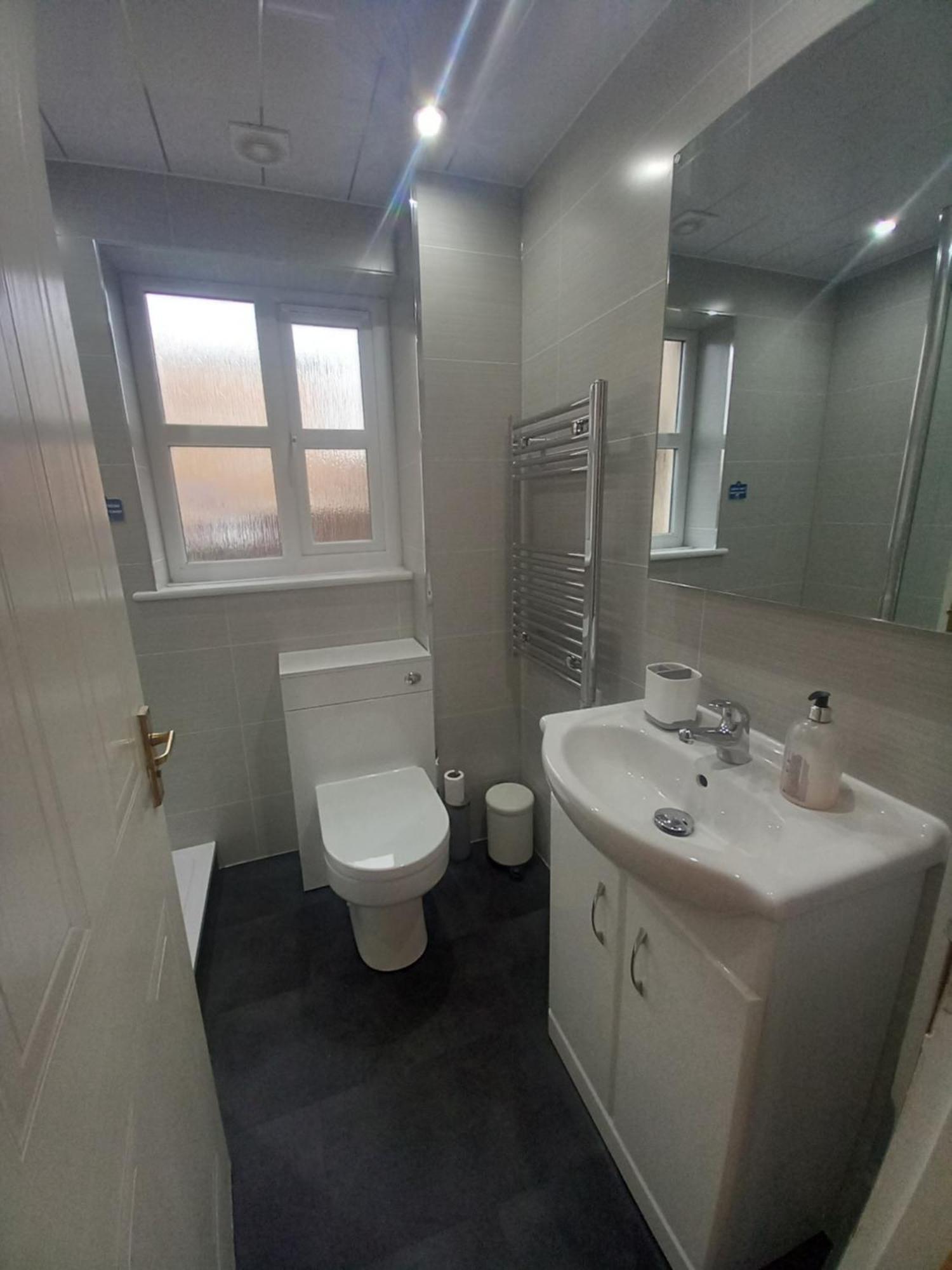 Edinburgh Palace Apartment ภายนอก รูปภาพ
