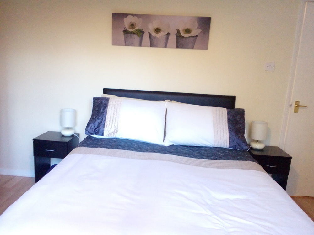 Edinburgh Palace Apartment ภายนอก รูปภาพ